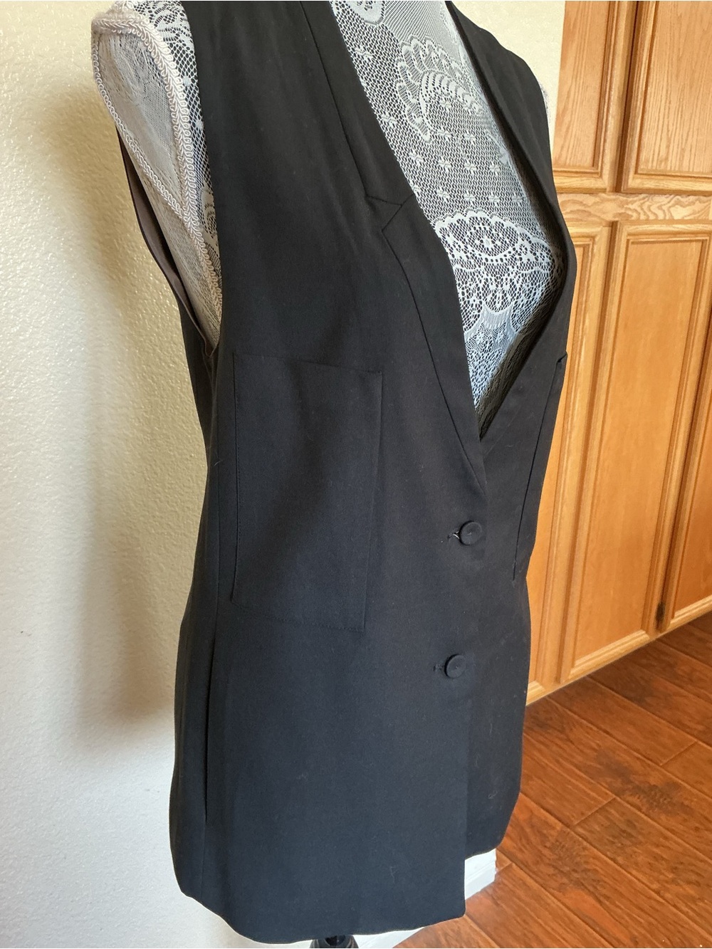 N.Y. Milan Unique Black 2-button Long Vest Vertical Patch Pocket Lined Size M